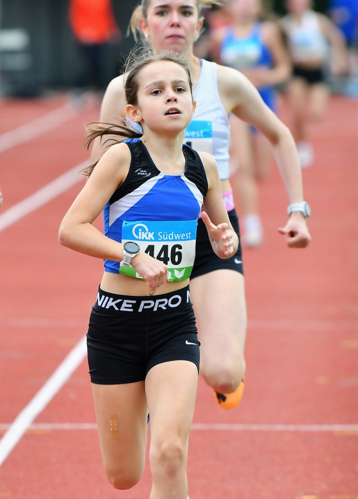 Emilia Becker beim Lauf